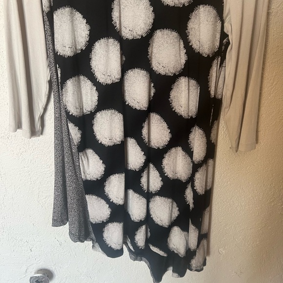 Alembika Asymmetrical Lagenlook Mixed Print Tunic - Picture 8 of 12